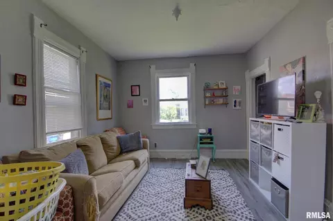 1401 13th St, Moline, IL 61265 photo 12