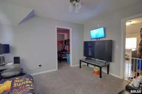 1401 13th St, Moline, IL 61265 photo 6