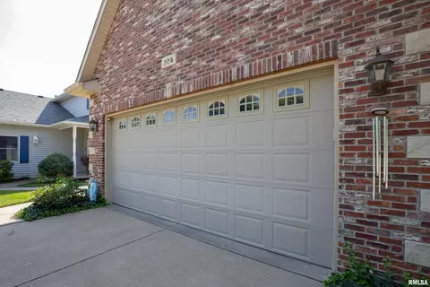 104 9th St, Hampton, IL 61256 photo 3