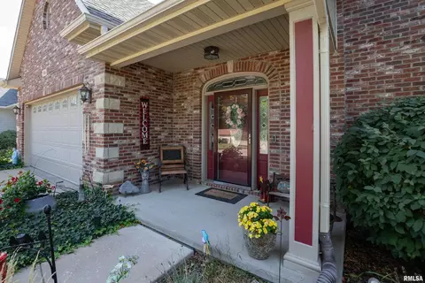 104 9th St, Hampton, IL 61256 photo 4