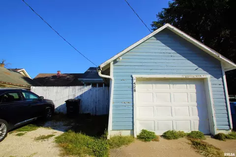 428 19th Ave, Moline, IL 61265 photo 3