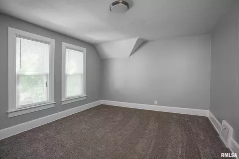 5420 3rd Ave, Moline, IL 61265 photo 13