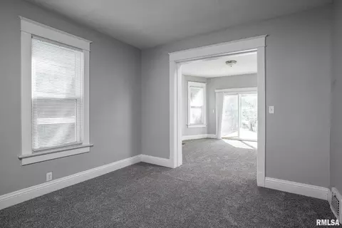 5420 3rd Ave, Moline, IL 61265 photo 9