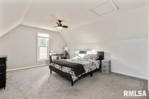 105 E Park St, Morrison, IL 61270 photo 13