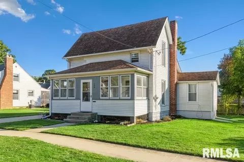 105 E Park St, Morrison, IL 61270 photo 2