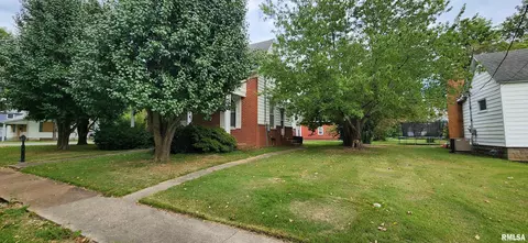 213 N Hamlet St, Marion, IL 62959 photo 3