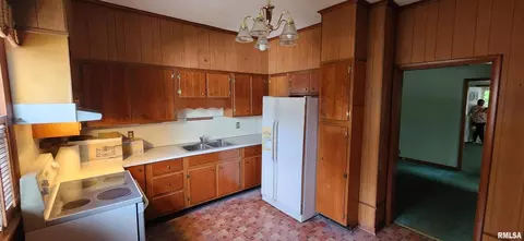 213 N Hamlet St, Marion, IL 62959 photo 30
