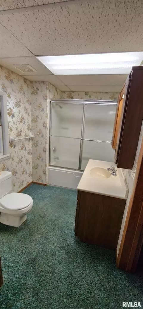 213 N Hamlet St, Marion, IL 62959 photo 12