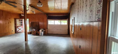 213 N Hamlet St, Marion, IL 62959 photo 25