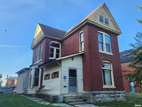 330 Elm St, Quincy, IL 62301