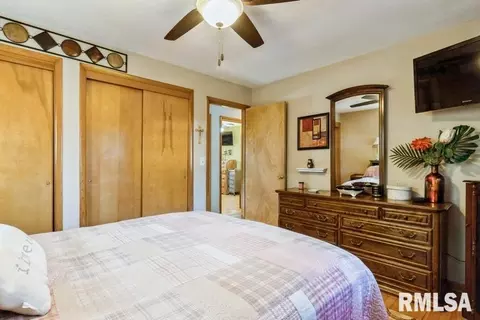 1405 10th St, Silvis, IL 61282 photo 16