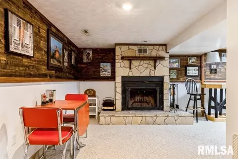 1405 10th St, Silvis, IL 61282 photo 20