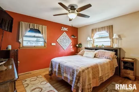 1405 10th St, Silvis, IL 61282 photo 15