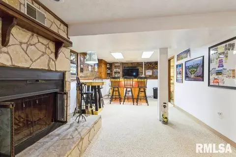 1405 10th St, Silvis, IL 61282 photo 21