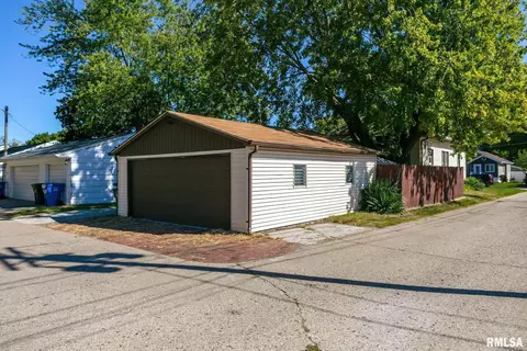 1929 32nd St, Moline, IL 61265 photo 25