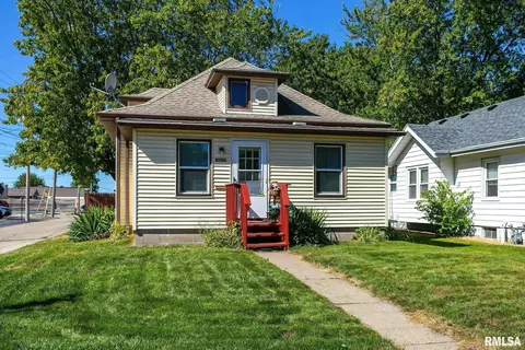 1929 32nd St, Moline, IL 61265 photo 1