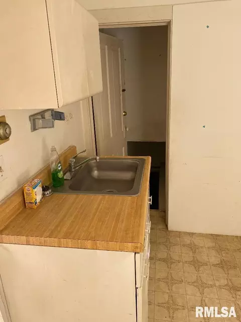 120 4th St, Silvis, IL 61282 photo 18