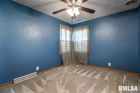622 17th St, Silvis, IL 61282 photo 12