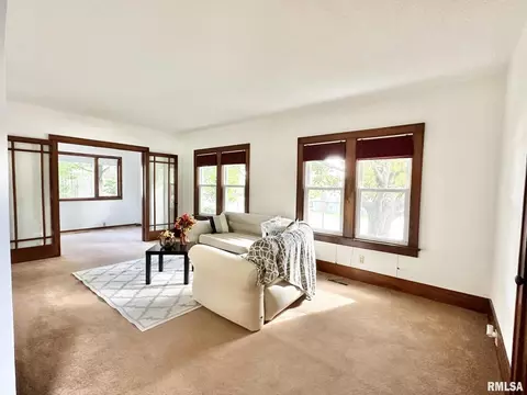 634 E Lincolnway, Morrison, IL 61270 photo 11