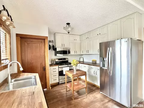 634 E Lincolnway, Morrison, IL 61270 photo 5