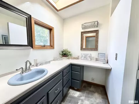 634 E Lincolnway, Morrison, IL 61270 photo 26