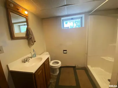634 E Lincolnway, Morrison, IL 61270 photo 30