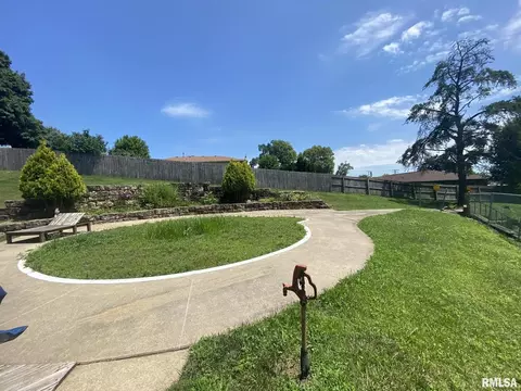 634 E Lincolnway, Morrison, IL 61270 photo 46