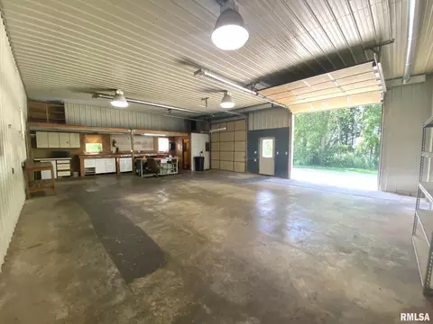 634 E Lincolnway, Morrison, IL 61270 photo 38