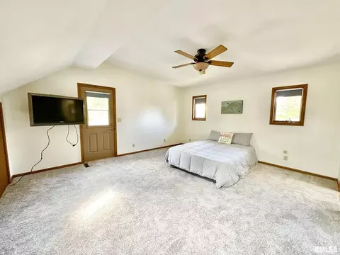 634 E Lincolnway, Morrison, IL 61270 photo 22