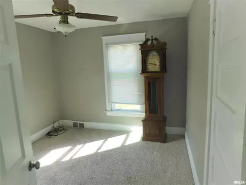 2002 15th St #A, Moline, IL 61265 photo 11