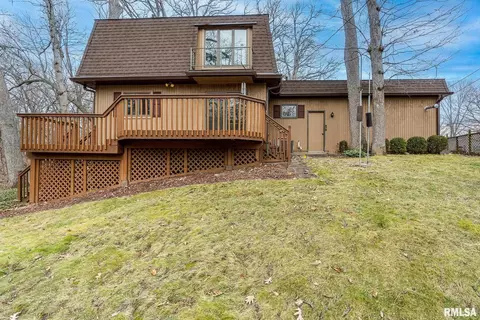 2823 2nd St, Moline, IL 61265 photo 2