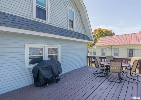 209 E 2nd Ave, Milan, IL 61264 photo 22