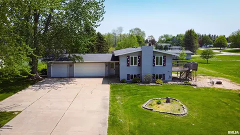 14656 Dixie Dr, Morrison, IL 61270 photo 3