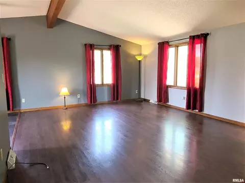 14656 Dixie Dr, Morrison, IL 61270 photo 6