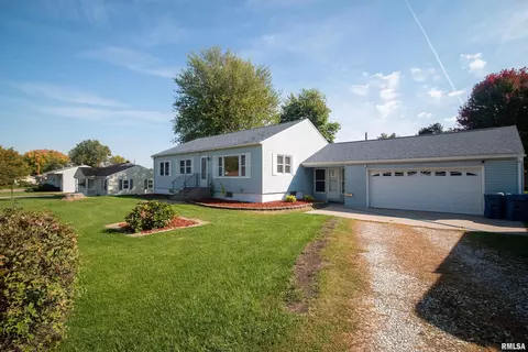 1019 12th St, Silvis, IL 61282 photo 24