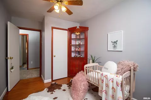 1019 12th St, Silvis, IL 61282 photo 15