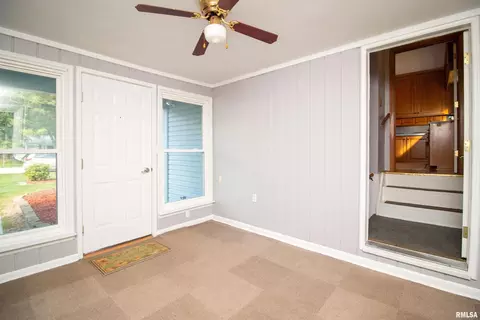 1019 12th St, Silvis, IL 61282 photo 18