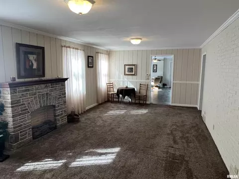 320 17th St, Silvis, IL 61282 photo 11