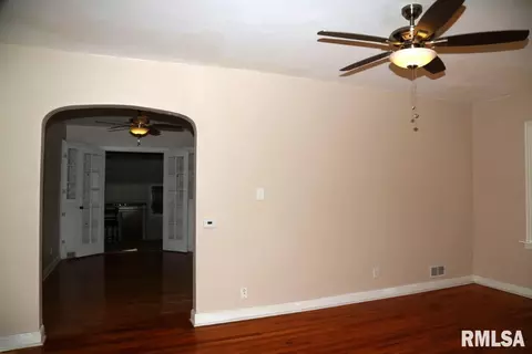 5120 11th Ave, Moline, IL 61265 photo 5