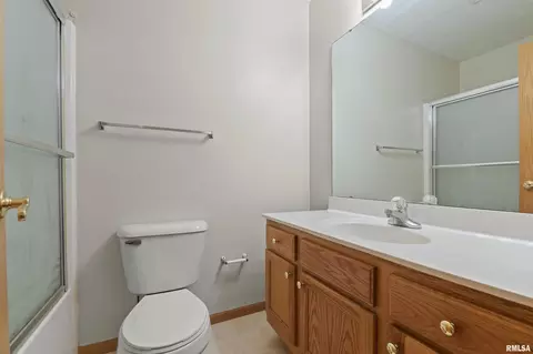 1809 13th St, Silvis, IL 61282 photo 19