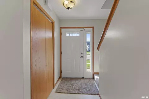 1809 13th St, Silvis, IL 61282 photo 8