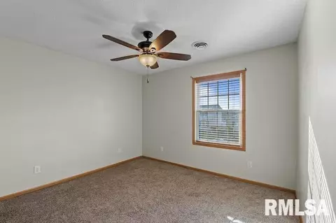1809 13th St, Silvis, IL 61282 photo 17
