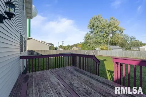 1809 13th St, Silvis, IL 61282 photo 3