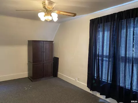 208 E Oak St, Kewanee, IL 61443 photo 15