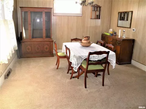 1614 10th St, Moline, IL 61265 photo 12