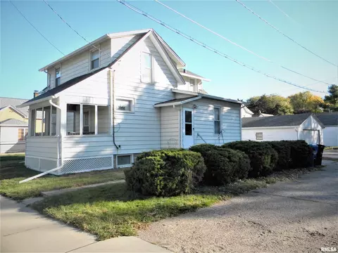 1614 10th St, Moline, IL 61265 photo 3
