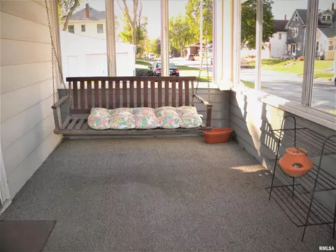 1614 10th St, Moline, IL 61265 photo 23