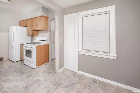 511 22nd Ave, Moline, IL 61265 photo 6