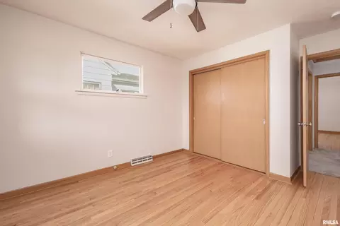 2412 32nd St, Moline, IL 61265 photo 28