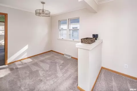 2412 32nd St, Moline, IL 61265 photo 11
